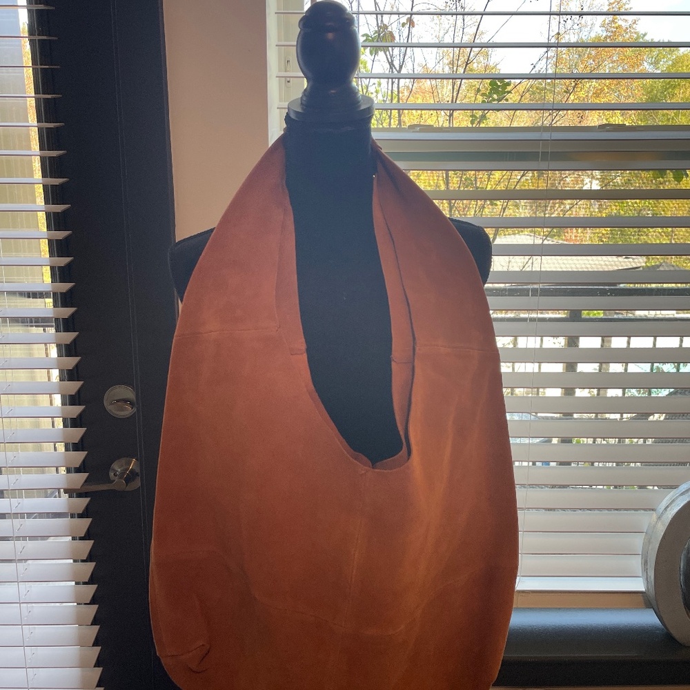 Large Rust Genuine Suede Shoulder/Tote 20 x 14  13in handle